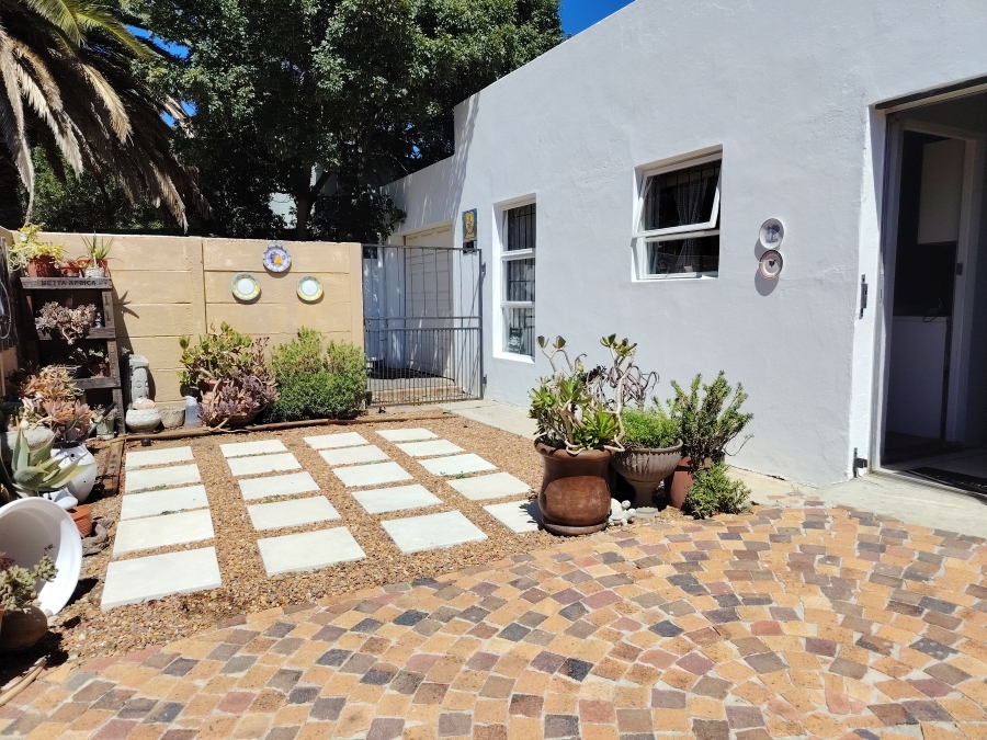3 Bedroom Property for Sale in Pine Acres Western Cape